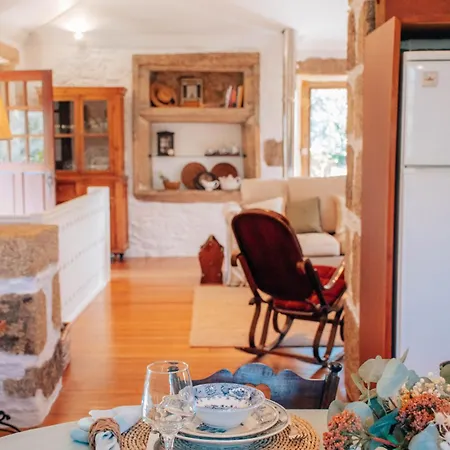 Just Like - Casa Do Cadinho