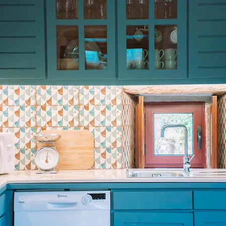 Just Like - Casa Do Cadinho